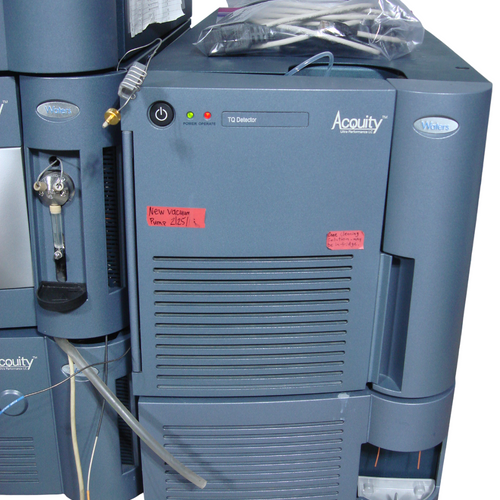 Waters Acquity UPLC System PDA TQ Detector Sample Manager Binary Solvent