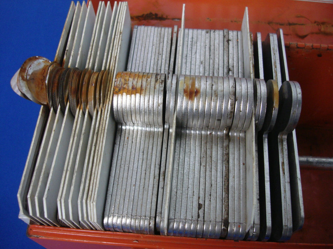 Aloma 6" X 6" E Stainless Steel Slotted Shim Set Kit for Bolts to 1-7/8" #2