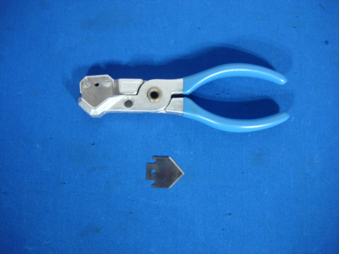 Festo ZRS Pipe and Tubing Cutter with Extra Blade