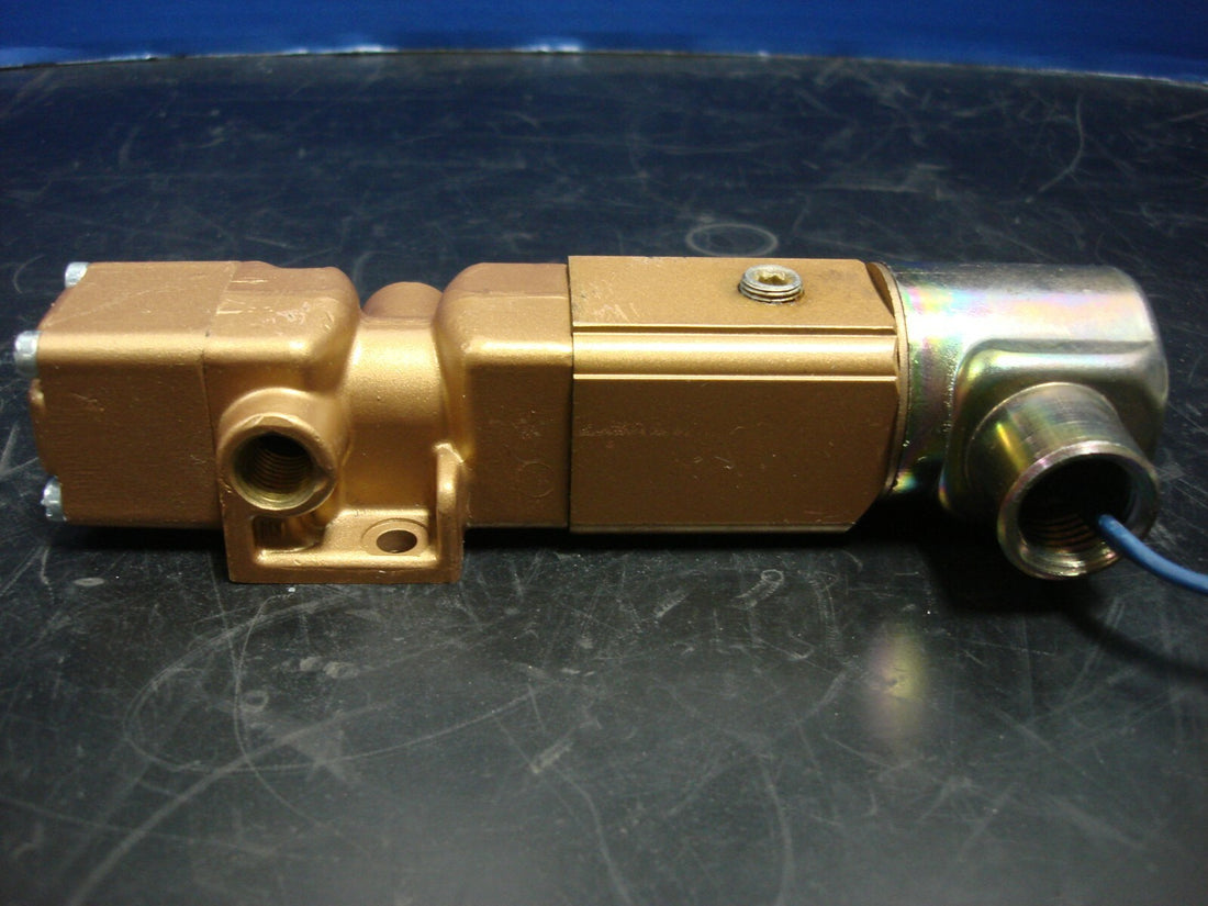 New Unused Genuine OEM VERSA VSG-2321-120V60 Solenoid Valve 40-175 PSI 12W