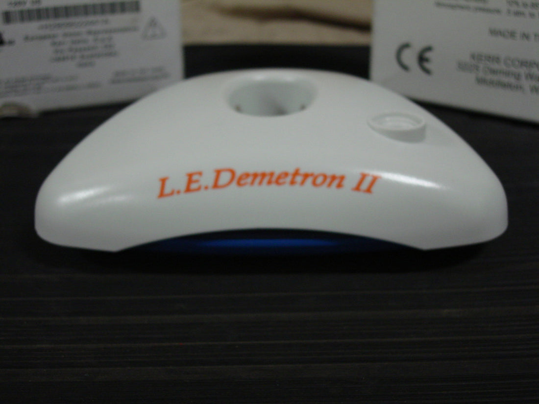 Kerr Dental 921601 L.E. Demetron II Curing Light Charger Base with 95224 Plug