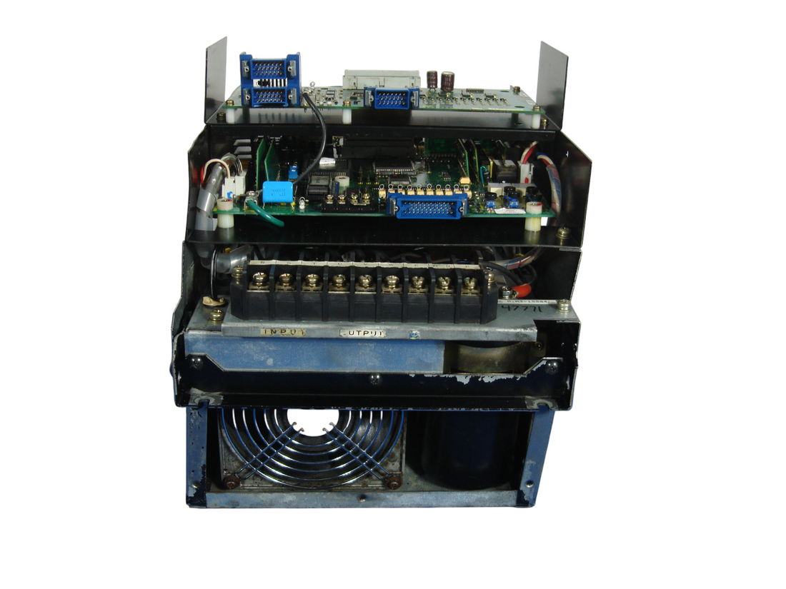 Fuji FRN007M3-21 Servo Drive FRN007M321 AC Drive With OPC-M3-PE2 Option Card