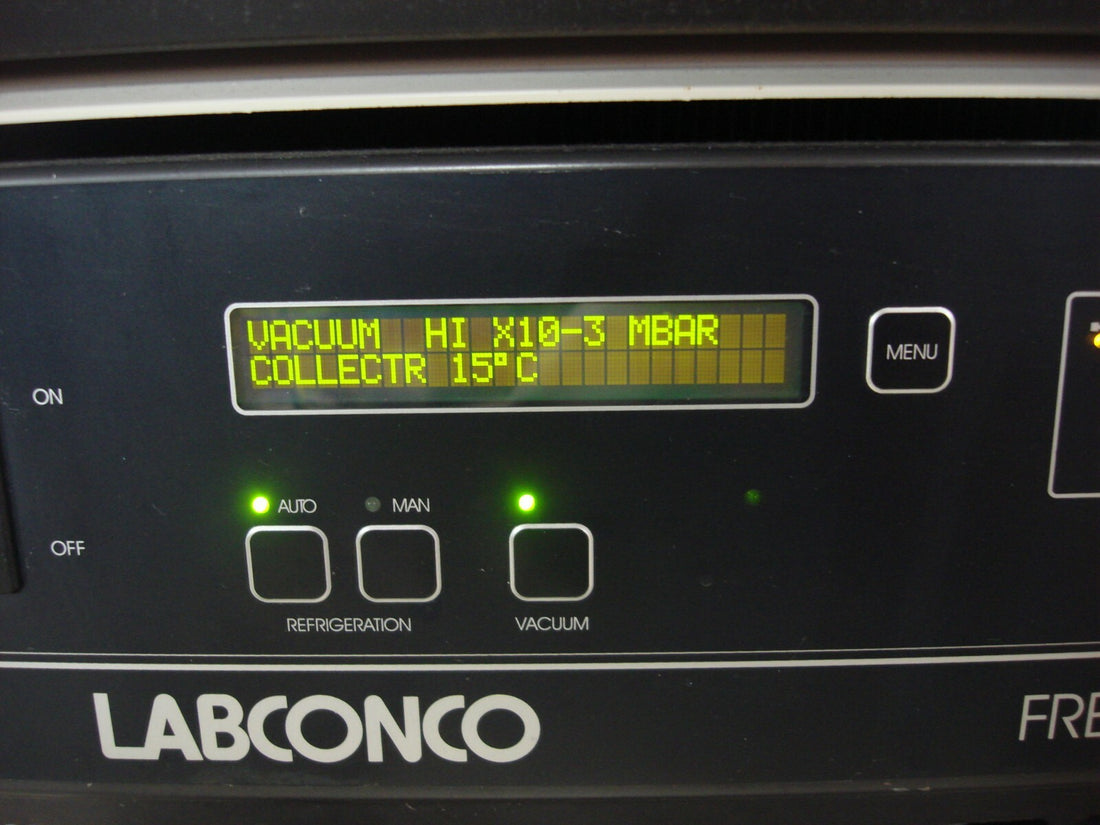 LABCONCO FREEZONE 4.5 FREEZE DRY SYSTEM DRYER 10404A 7750000