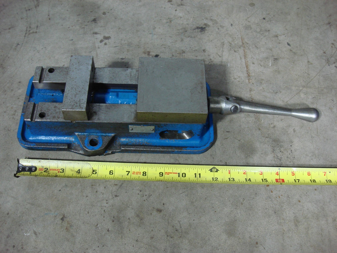 Kurt D40 4″ Machine Vise 6.5" Opening with Handle 011690