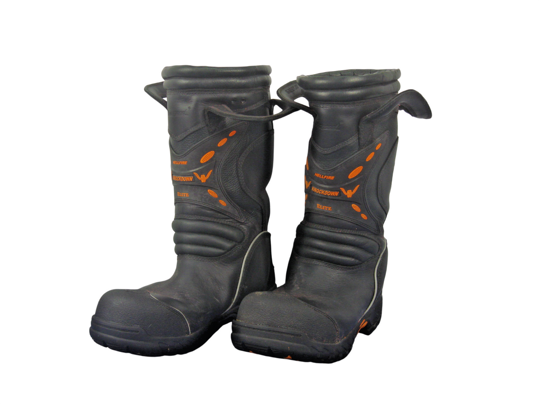 Thorogood 804-6389 Hellfire Knockdown Elite Fire Boot MensSize 13M MFG 09/2015