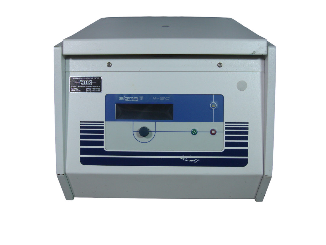 QIAGEN SIGMA 4-15C 13,500 RPM BENCHTOP CENTRIFUGE W/ ROTOR and 2 BUCKETS