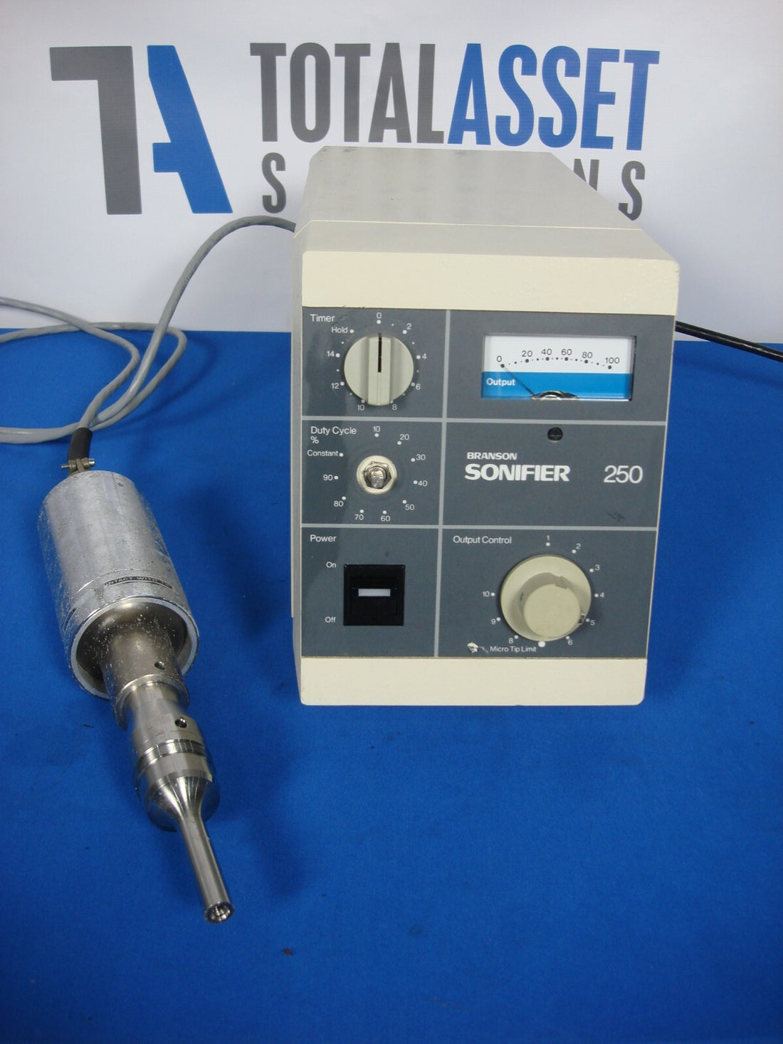 BRANSON SONIFIER 250 ULTRASONIC CELL DISRUPTOR WITH CONVERTER HORN